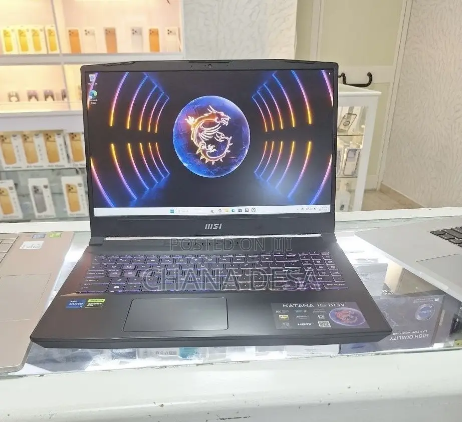 New Laptop MSI Cyborg 15 16GB Intel Core i7 SSD 1T