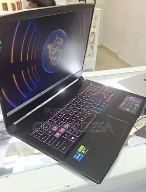 New Laptop MSI Cyborg 15 16GB Intel Core i7 SSD 1T
