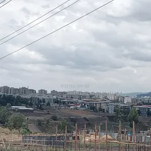 የሚሸጥ 1000 ካሬ ሳይት ፕላኑ G+5 እነሰ ከዛ በላይ የሚፈቅድ 40ሚሊየን ብር