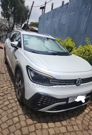 Volkswagen ID.6 2023 White