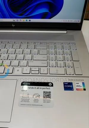 New Laptop HP Envy 17 12GB Intel Core i7 SSD 512GB