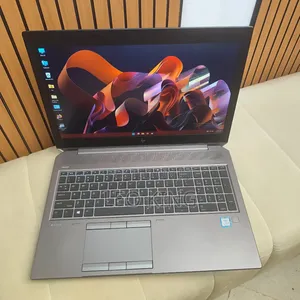 New Laptop HP ZBook 15 G5 16GB Intel Core i5 SSD 512GB