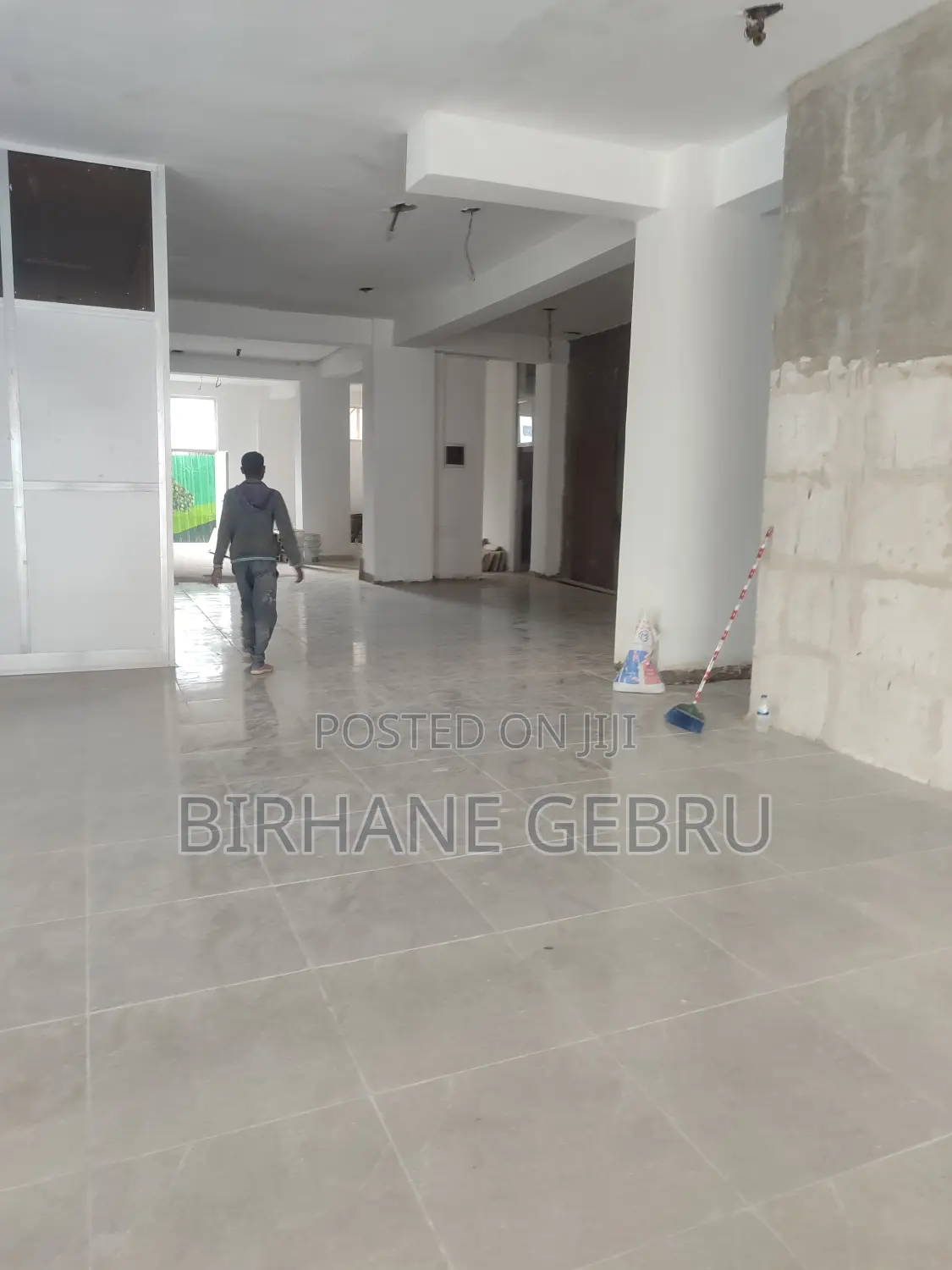 Space Rent for Resturant .Cafe and Other Business