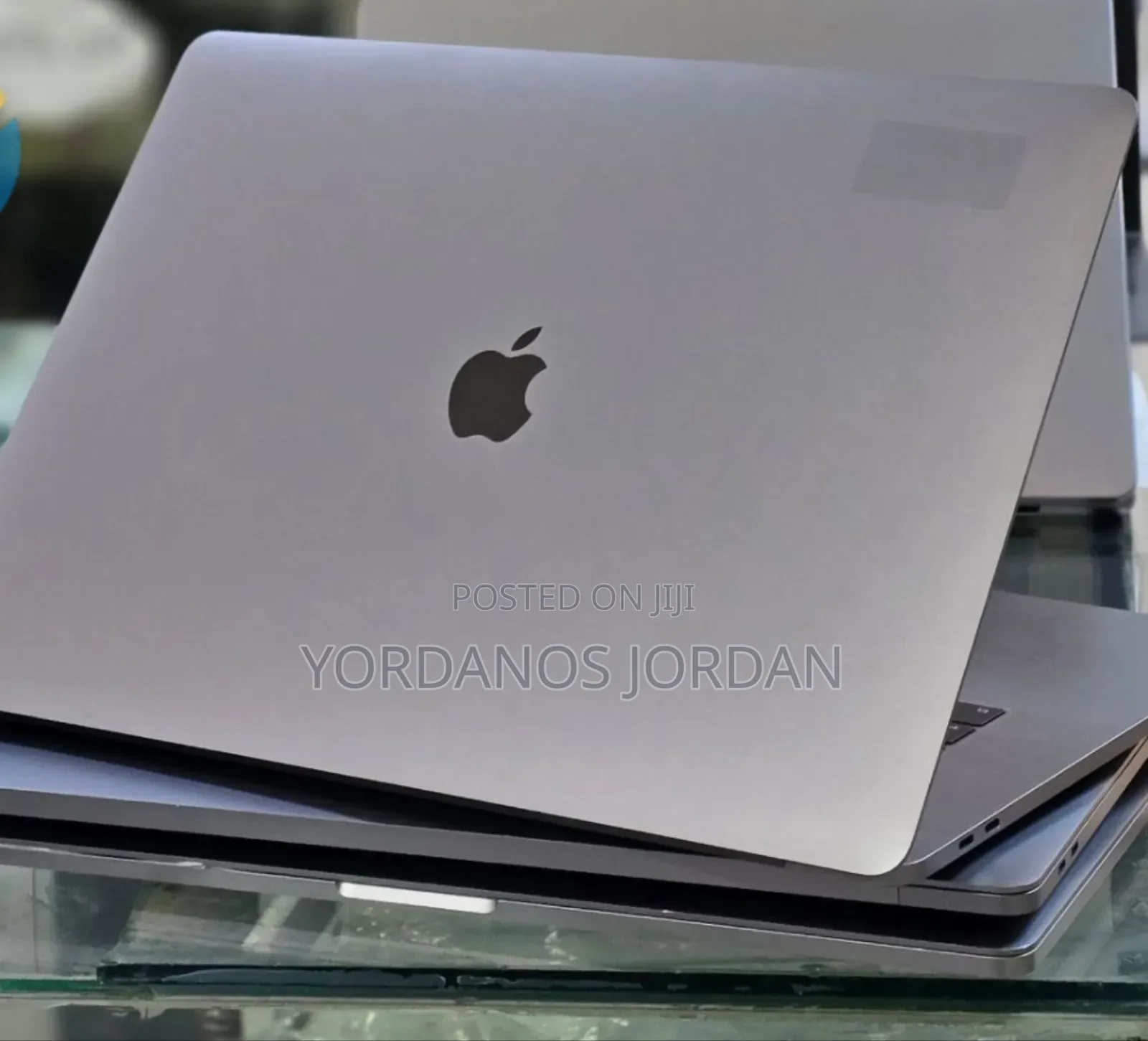 New Laptop Apple MacBook Pro 2017 16GB Intel Core i7 SSD 512GB