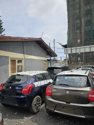 New Suzuki Swift 2023 Brown