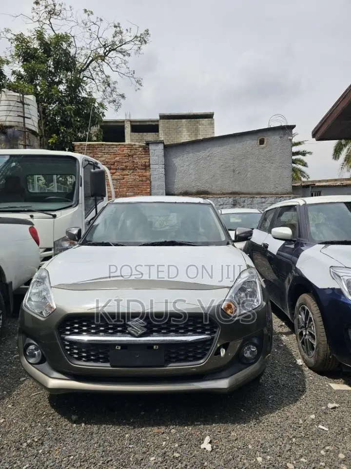 New Suzuki Swift 2023 Brown