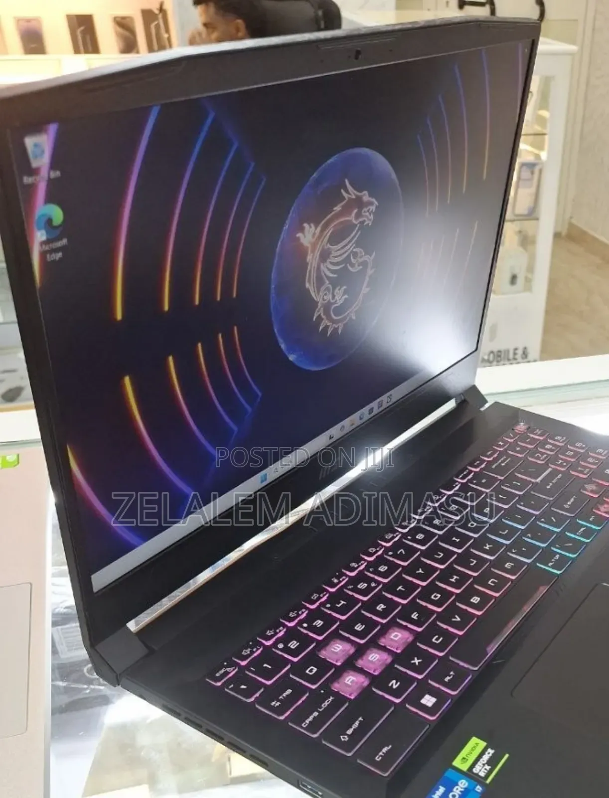 New Laptop MSI Katana 15 16GB Intel Core i7 SSD 1T
