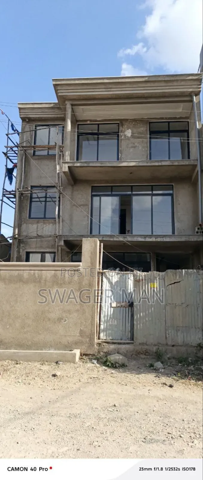 Furnished 6bdrm Townhouse/Terrace in Lege Tafo Ccd Real, Yeka for sale