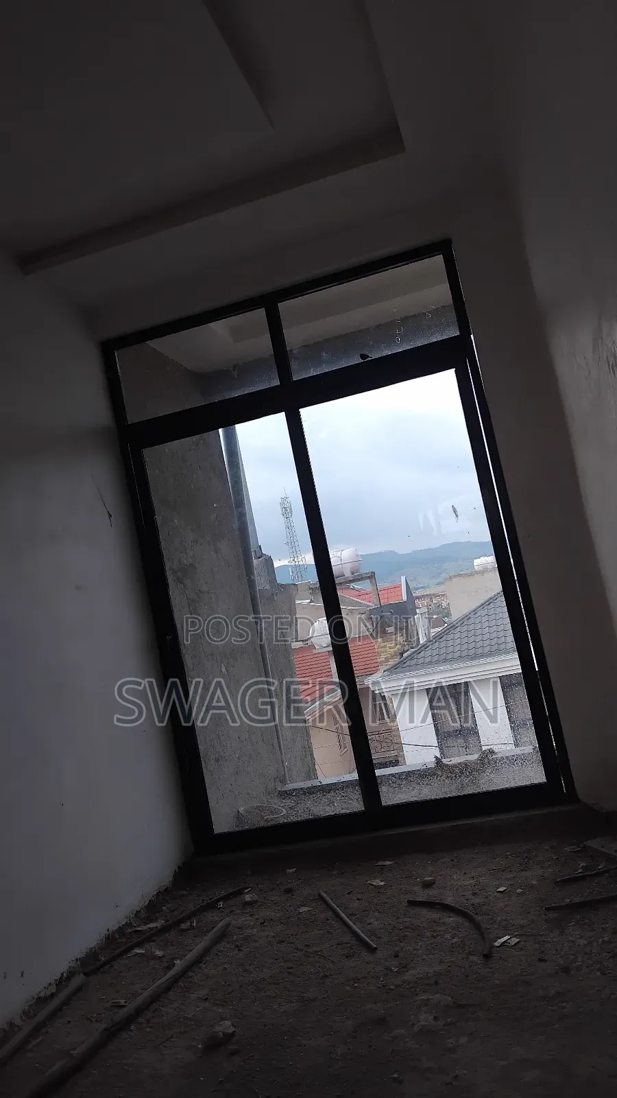 Furnished 6bdrm Townhouse/Terrace in Lege Tafo Ccd Real, Yeka for sale