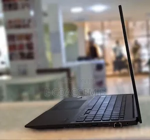 New Laptop Asus 16GB Intel Core i9 SSD 512GB