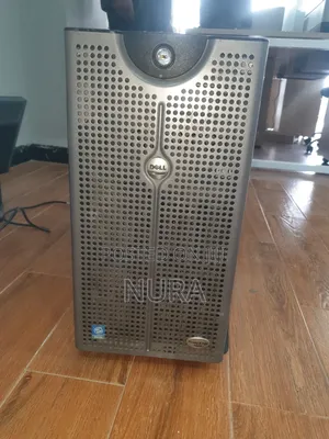 Server Dell Poweredge R2950 16GB Intel Xeon SSHD (Hybrid) 1T