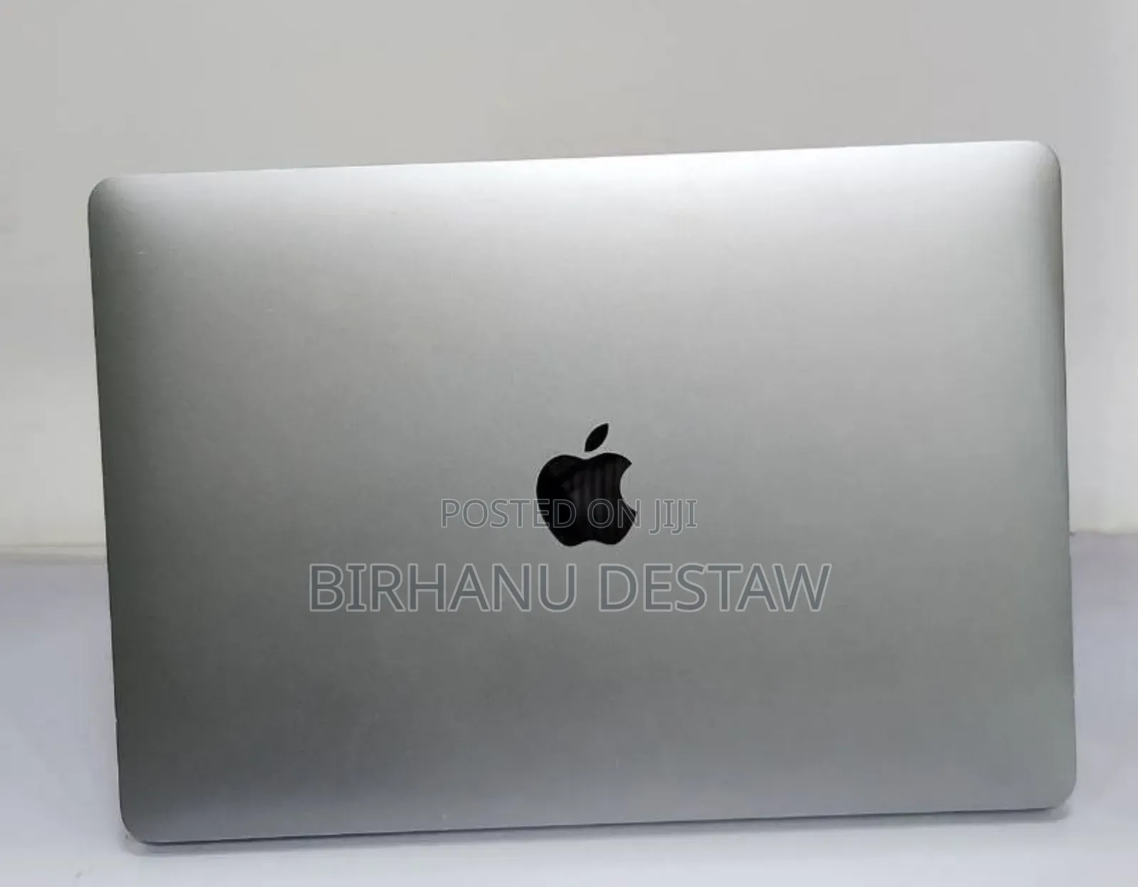 New Laptop Apple MacBook Pro 2017 16GB Intel Core i7 SSD 512GB