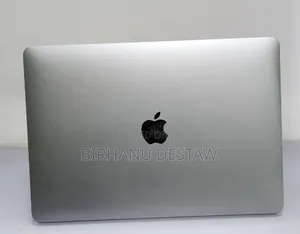 New Laptop Apple MacBook Pro 2017 16GB Intel Core i7 SSD 512GB