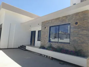 4bdrm Villa in Real, Bole for sale