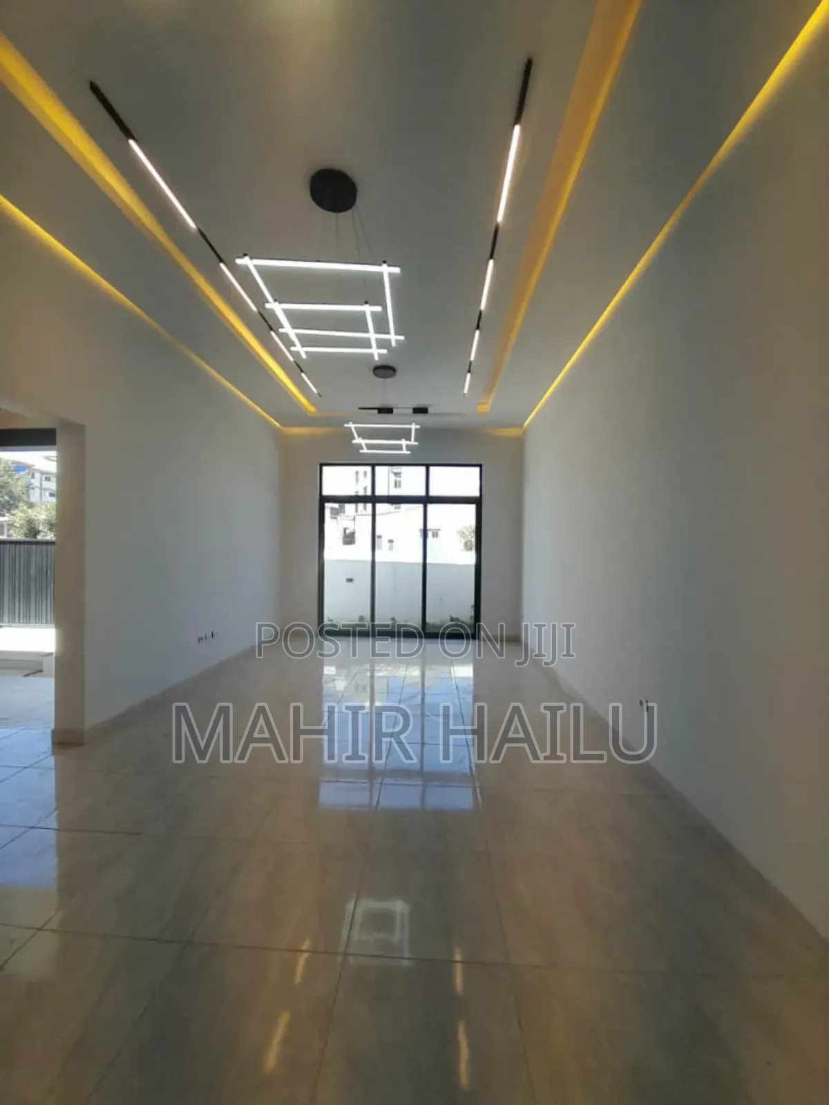 4bdrm Villa in Real, Bole for sale