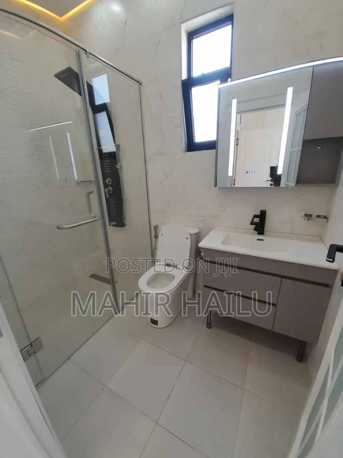 4bdrm Villa in Real, Bole for sale
