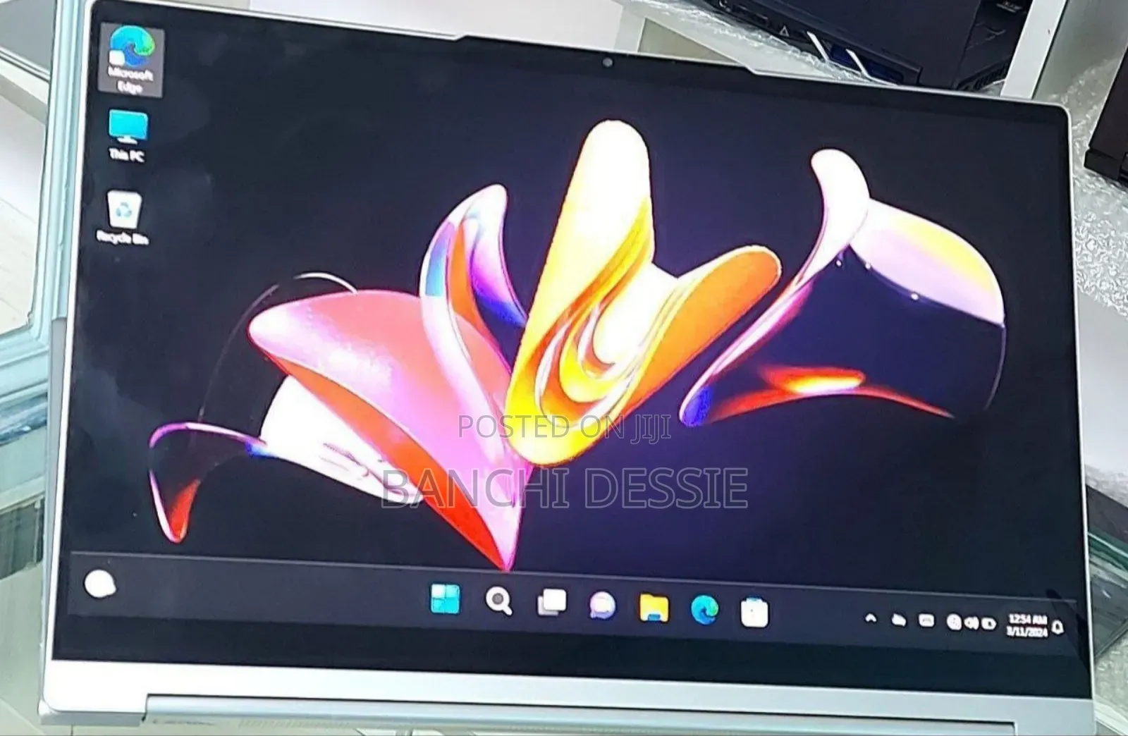 New Laptop Lenovo Yoga 9i 16GB Intel Core i7 SSD 512GB