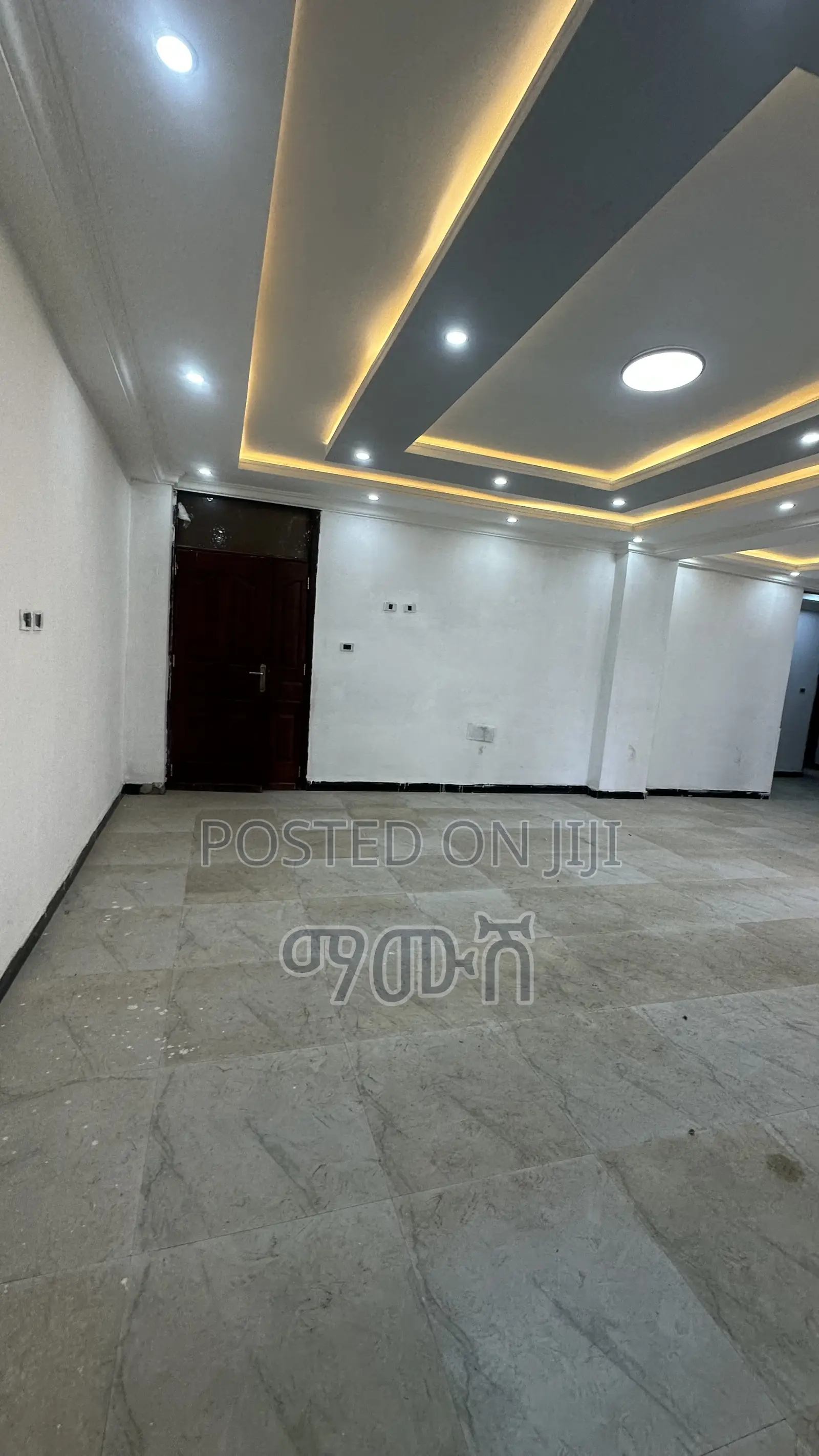 Furnished 3bdrm Condo in አያት, Bole for sale