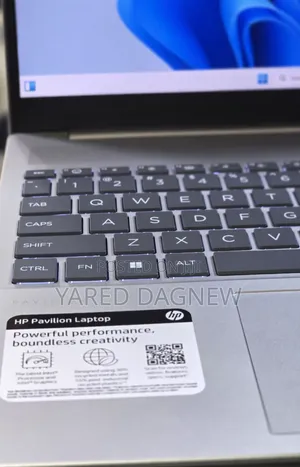 New Laptop HP Pavilion 15 8GB Intel Core Ultra 5 SSD 512GB