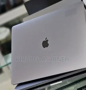 New Laptop Apple MacBook Pro 2017 16GB Intel Core i7 SSD 512GB