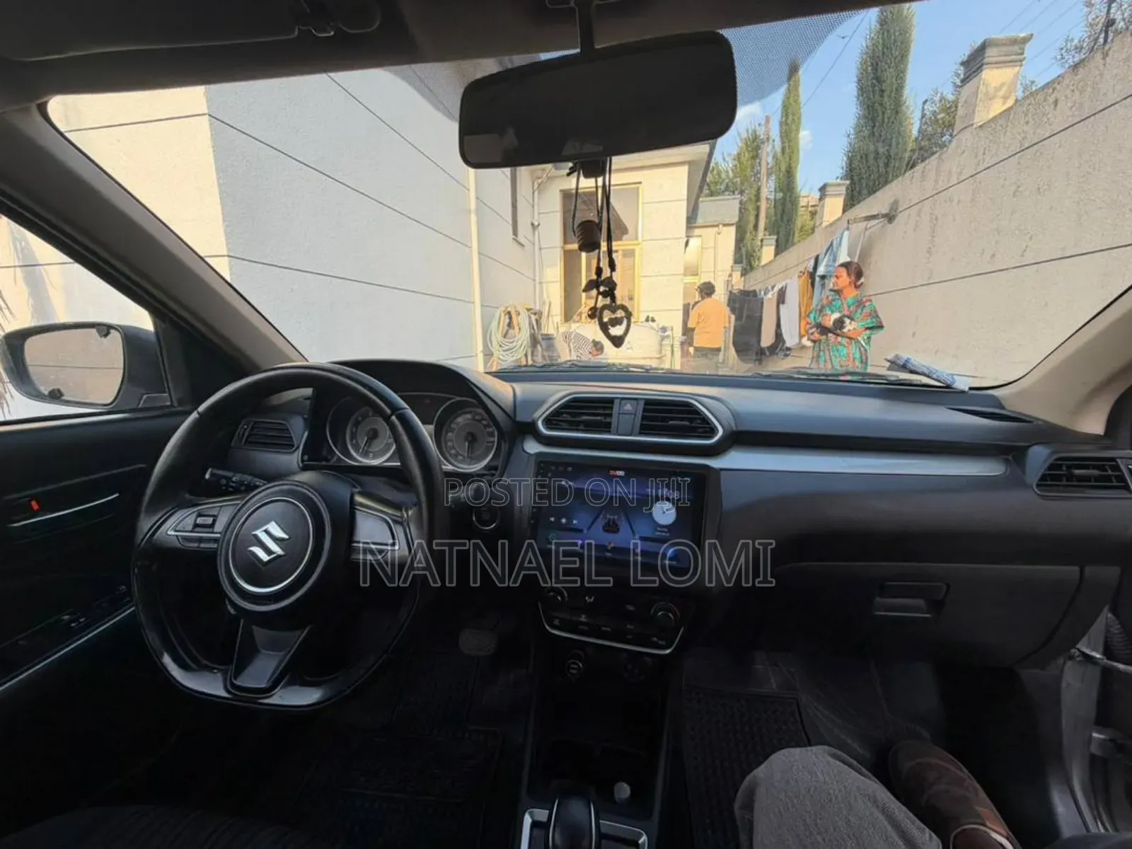 Suzuki Swift 2022 Silver