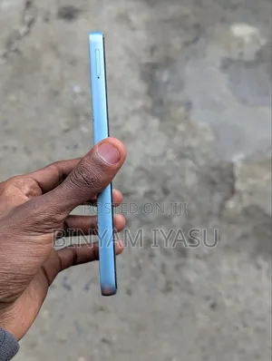New Samsung Galaxy M05 64 GB Blue