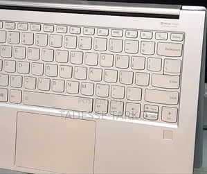 New Laptop Lenovo Yoga 9i 16GB Intel Core i7 SSD 512GB