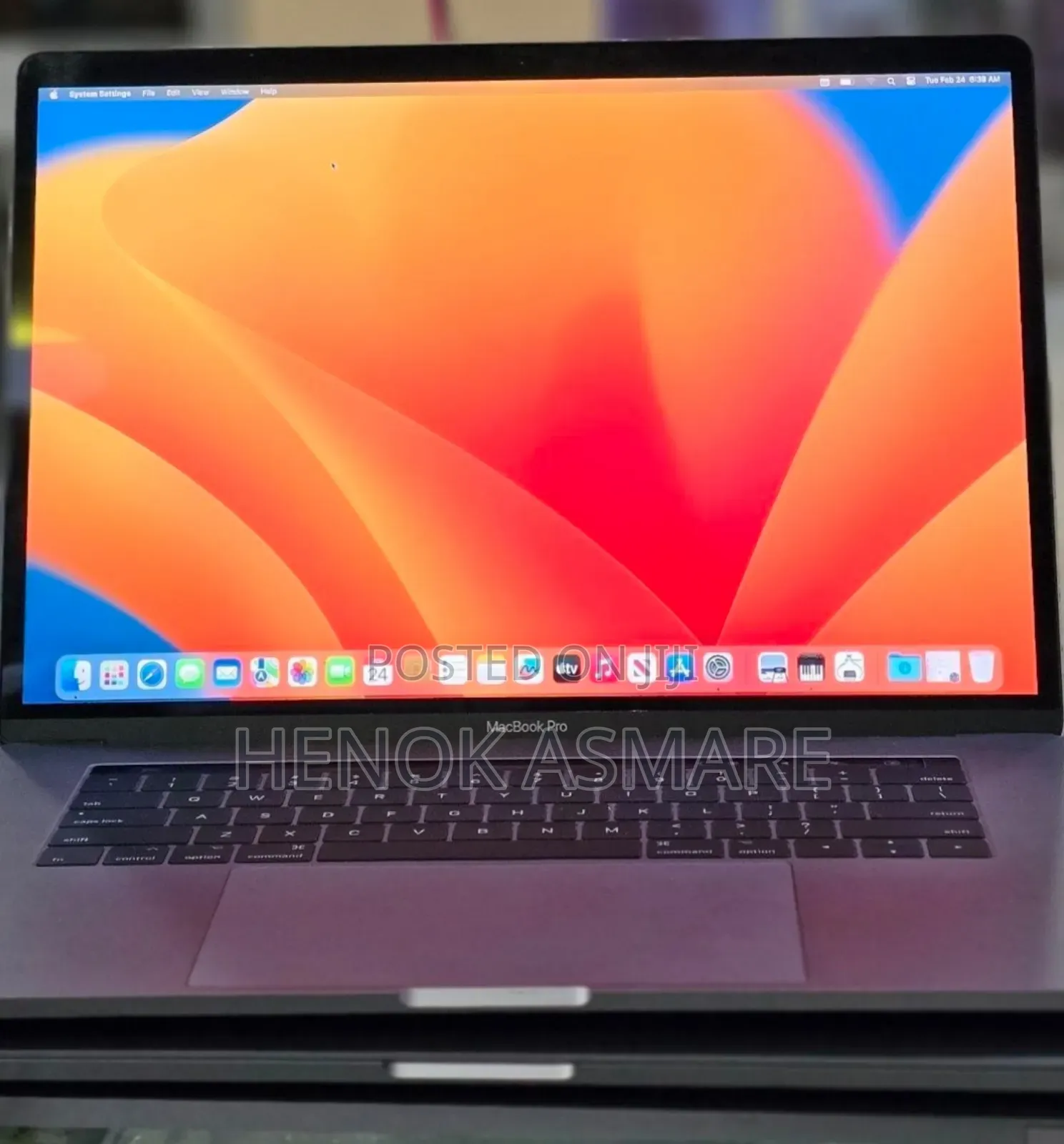 New Laptop Apple MacBook Pro 2017 16GB Intel Core i7 SSD 512GB
