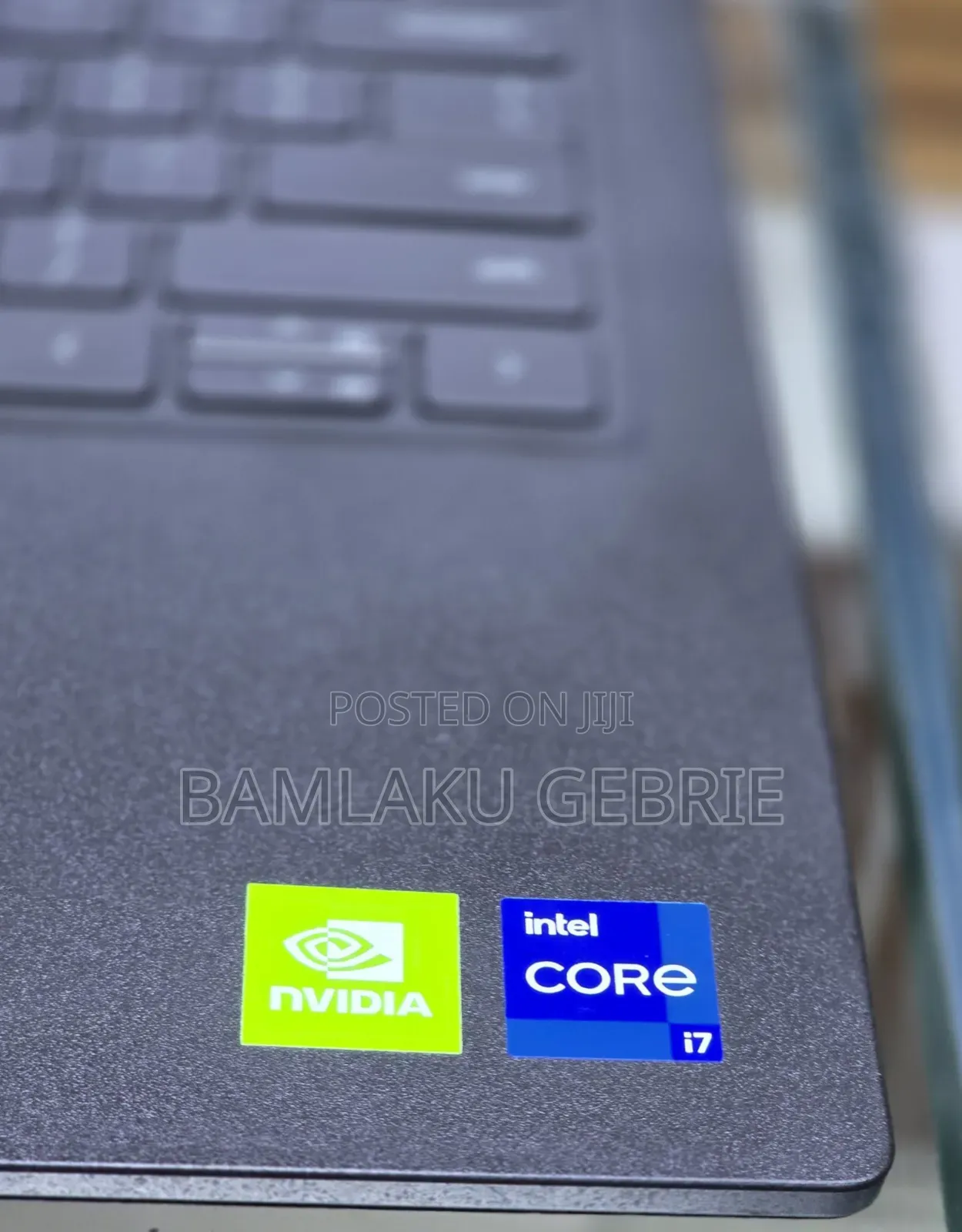 New Laptop Dell Latitude 3120 8GB Intel Core i7 SSD 256GB
