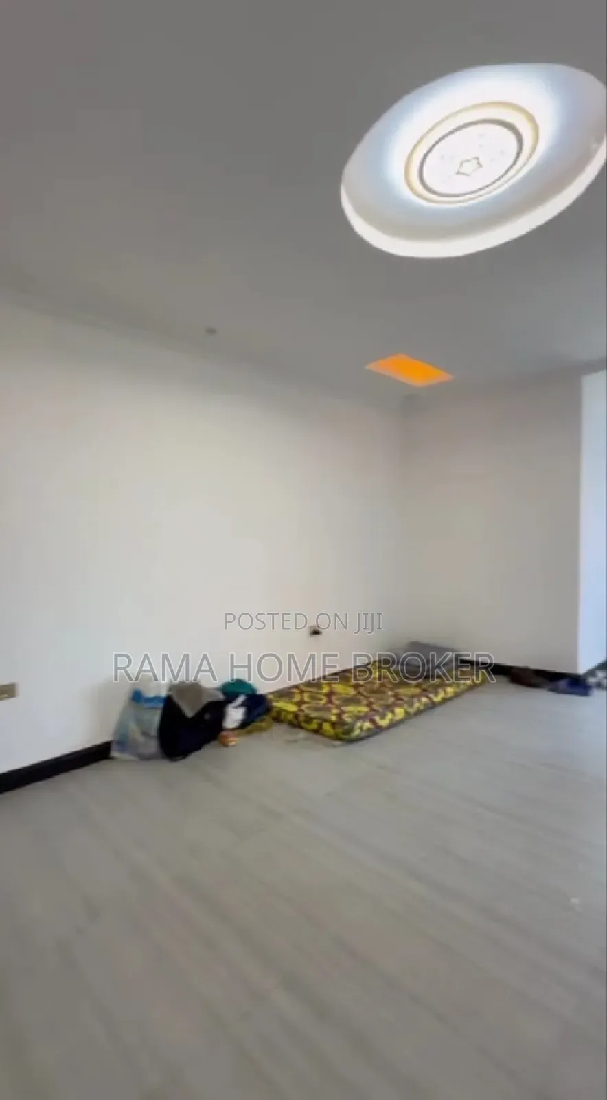 Furnished 3bdrm Condo in ቦሌ አራብሳ ኮንዶሚኒየም, Yeka for sale