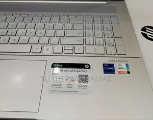 New Laptop HP Envy 17 16GB Intel Core i7 SSD 512GB