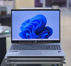 New Laptop HP Pavilion 15 16GB Intel Core Ultra 5 SSD 512GB