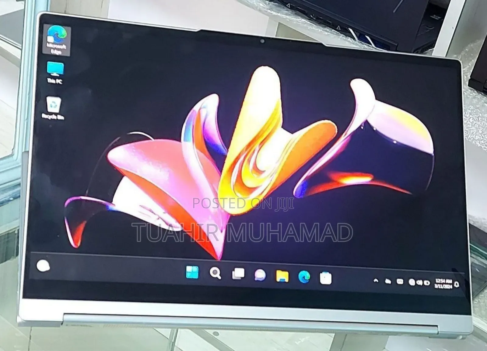 New Laptop Lenovo Yoga 9i 16GB Intel Core i7 SSD 512GB