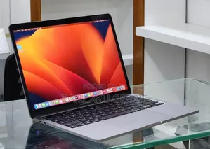 New Laptop Apple MacBook Pro 2022 M2 8GB Apple M2 SSD 256GB