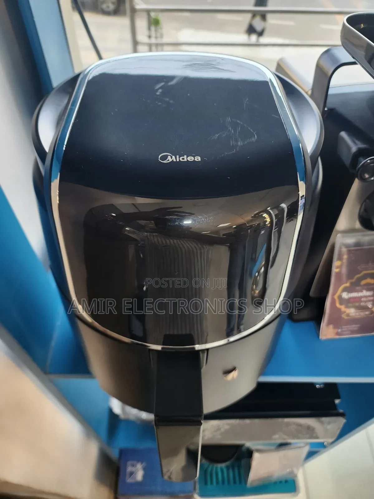 Midea Digital Air Fryer 5l- ቆንጆ እና ዘመናዊ ኤር ፍራየር (ጥቂት ጊዜ ብቻ ያገለገለ/አዲስ)