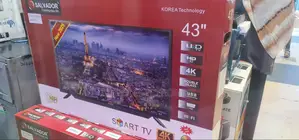 Salvador 43-Inch Salvador Smart Android Tv Featuring Ultra Hd