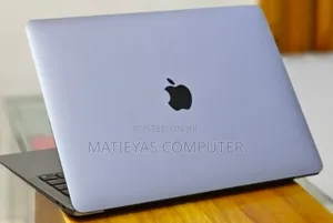 New Laptop Apple MacBook Air 2020 M1 8GB Apple M1 SSD 256GB
