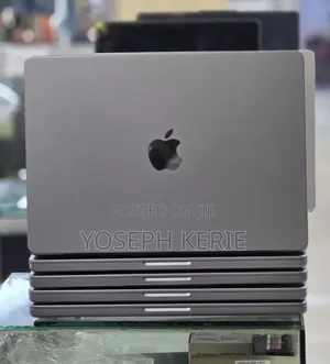 New Laptop Apple MacBook Pro M1 32GB Apple M1 Pro SSD 512GB