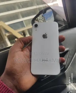 New Apple XR 64 GB White