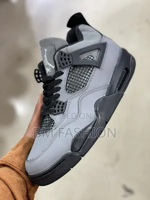 Air Jordan 4 Premium Light Smoke Grey Metallic Silver
