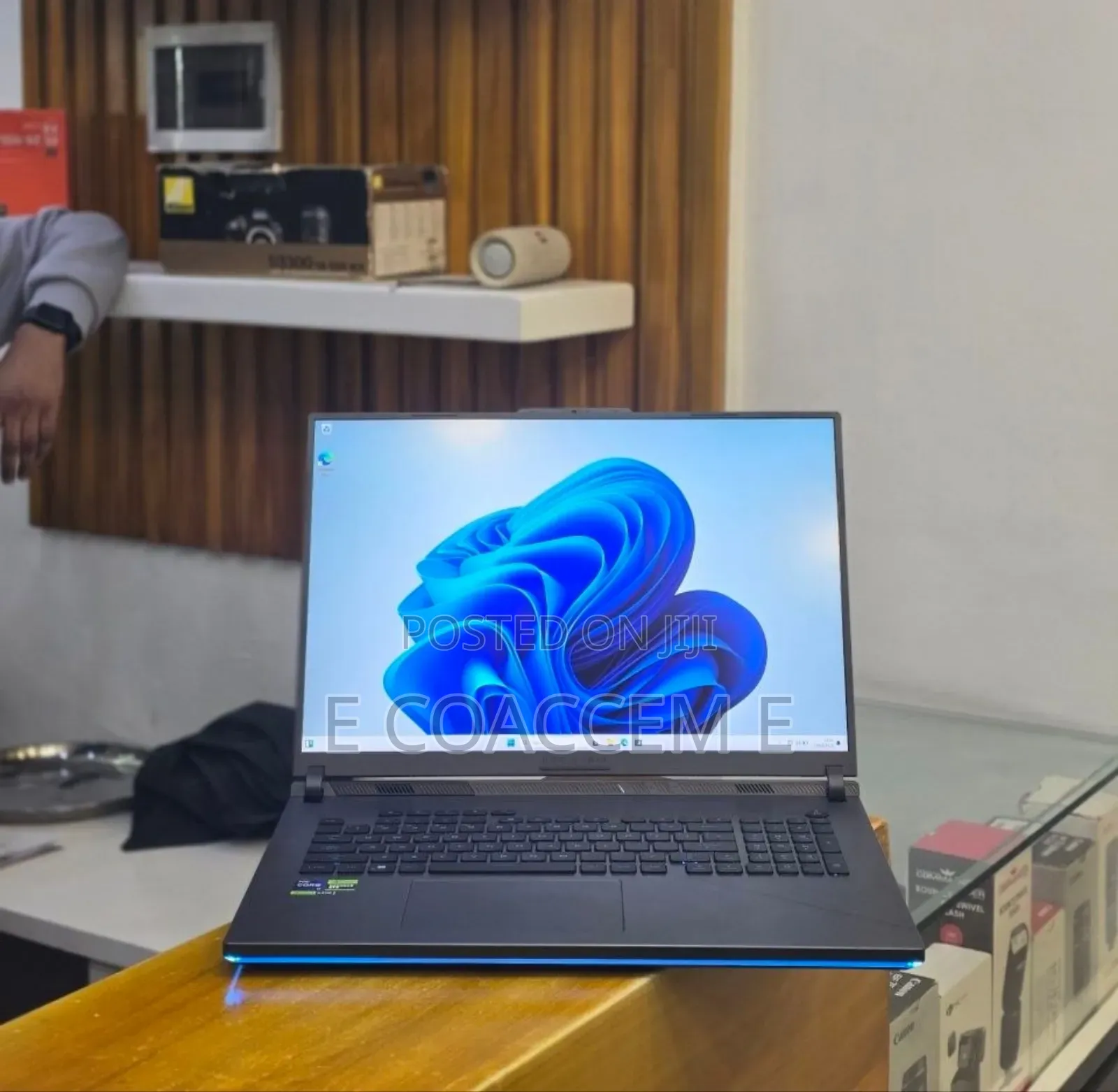New Laptop Asus 32GB Intel Core i9 SSD 2T