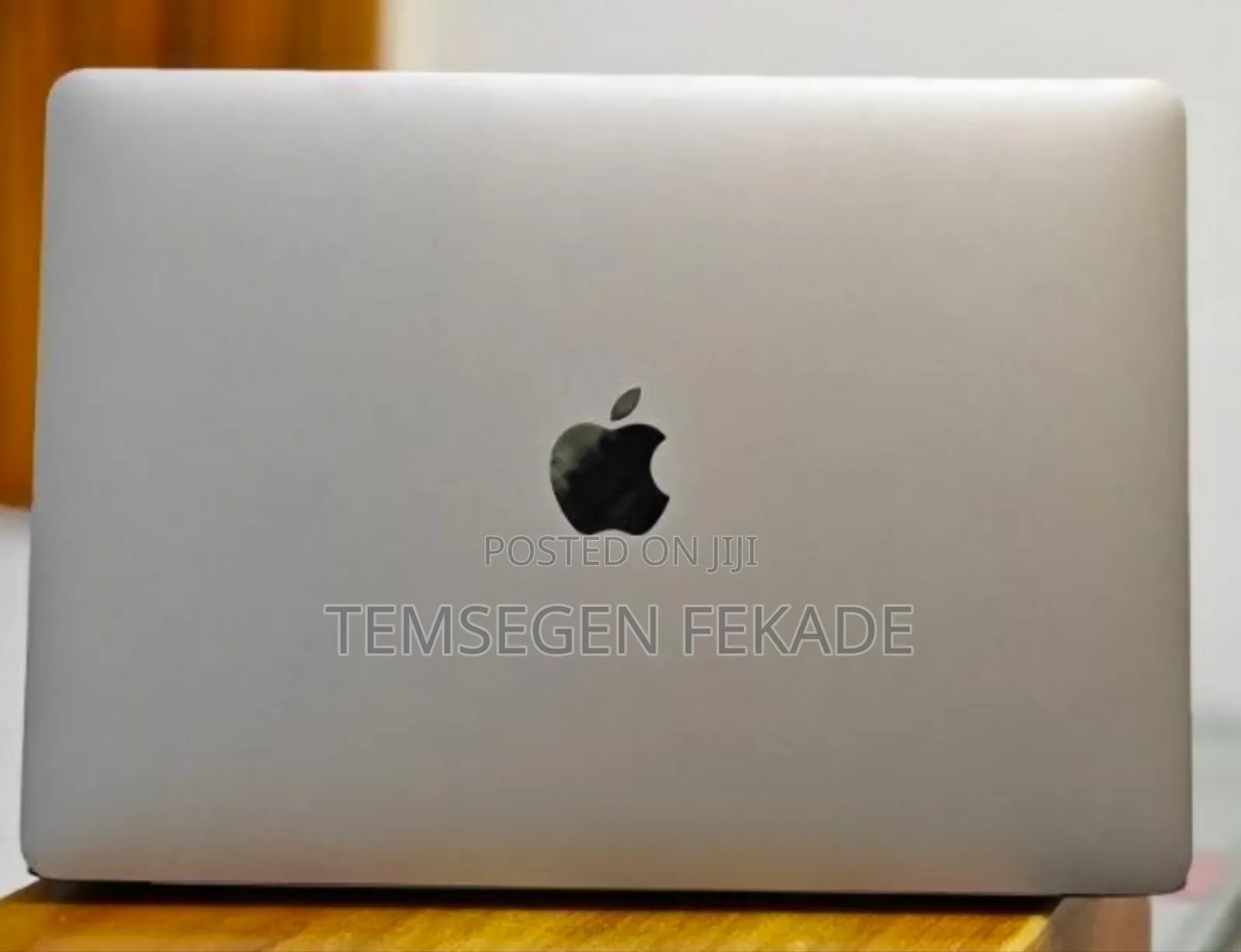 New Laptop Apple MacBook Air 2020 M1 8GB Apple M1 SSD 256GB