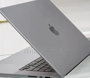 New Laptop Apple MacBook Pro 2021 M1 32GB Apple M1 Pro SSD 512GB