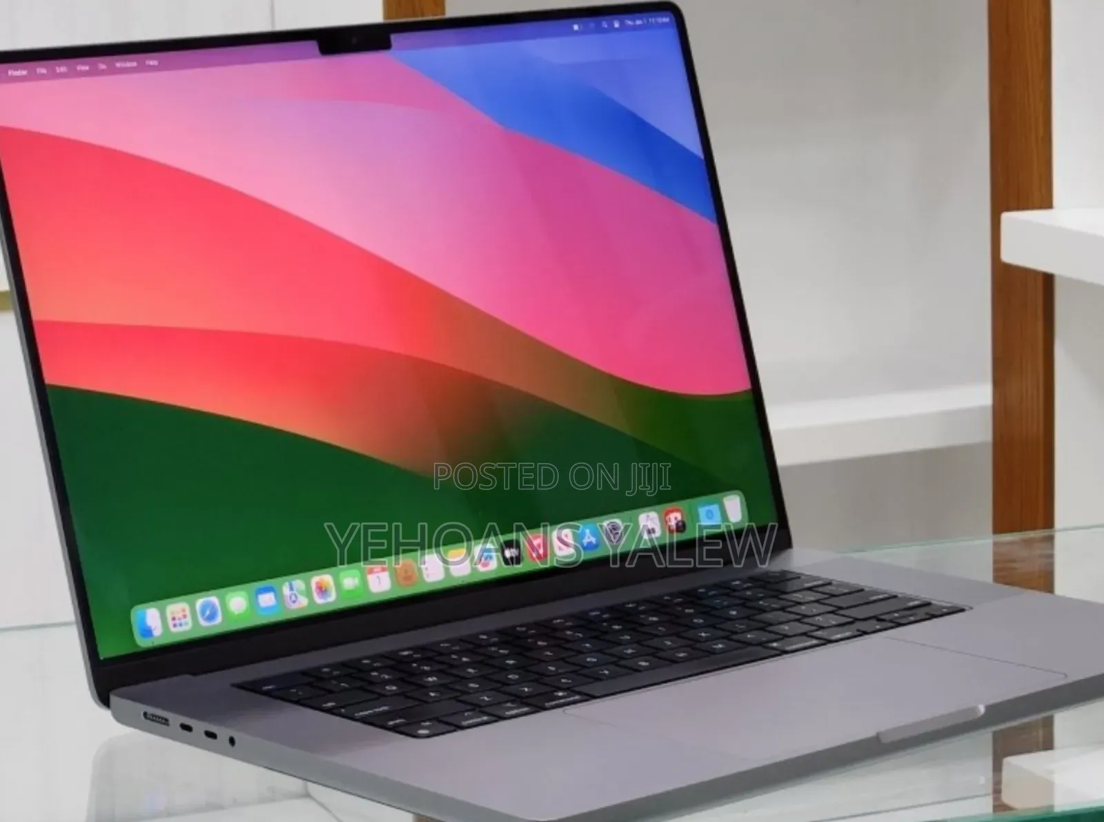 New Laptop Apple MacBook Pro 2021 M1 32GB Apple M1 Pro SSD 512GB