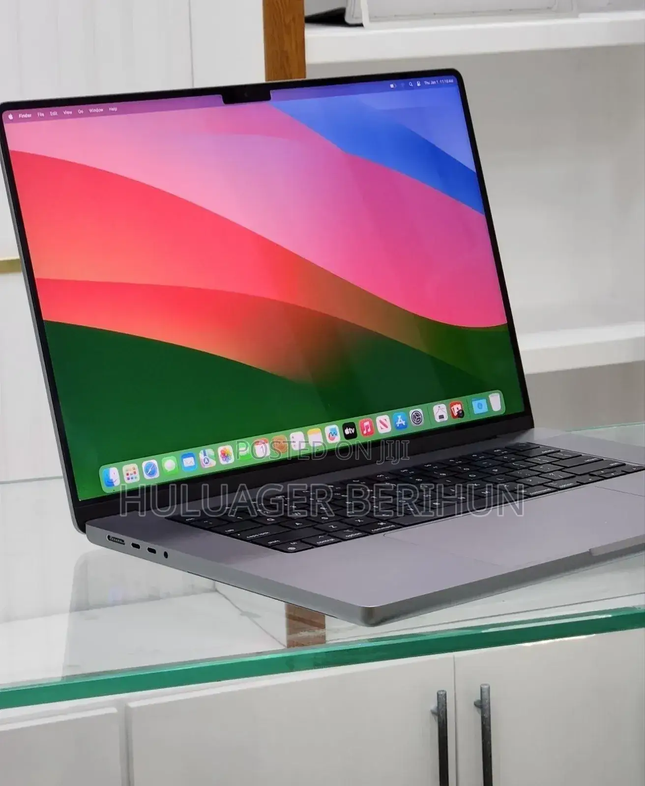 New Laptop Apple MacBook Pro 2016 32GB Apple M1 Pro SSD 512GB