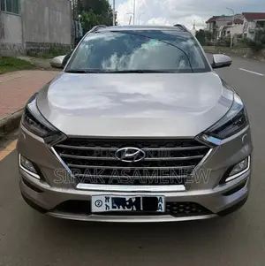 Hyundai Tucson 2020 Gold