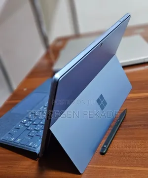 New Microsoft Surface Pro 11th Edition, a Copilot+ PC 16GB SSD 512GB