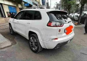 Jeep Cherokee 2020 Ivory
