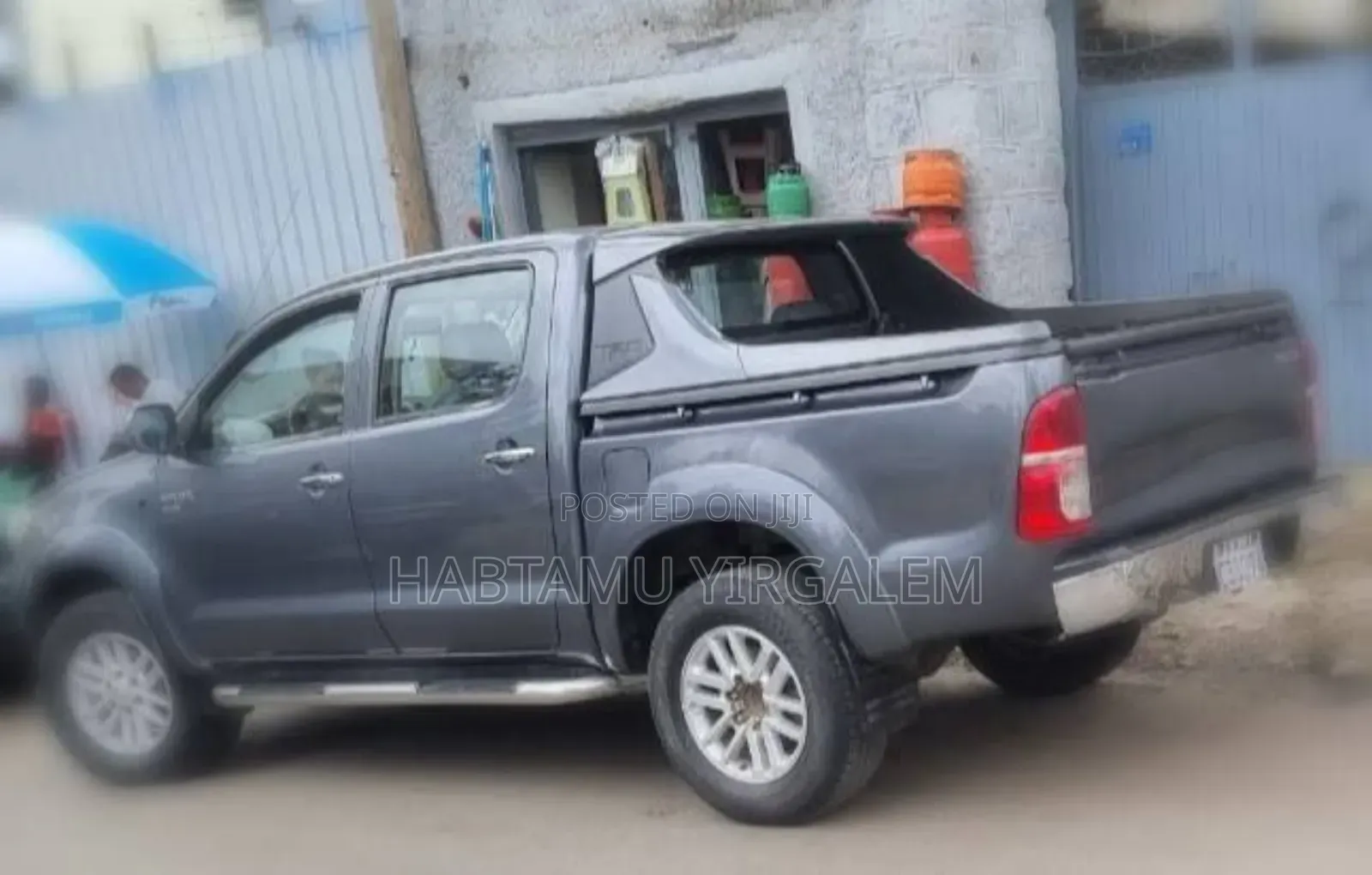 Toyota Hilux 2010 Gray