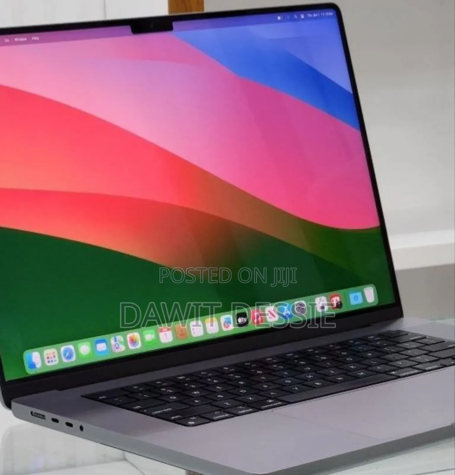 New Laptop Apple MacBook Pro 2021 M1 32GB Apple M1 Pro SSD 512GB